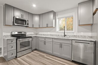 6578 Edsall Rd, Unit Unit1 in Alexandria, VA - Building Photo - Building Photo