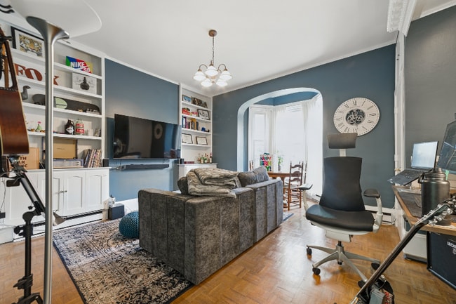 property at 102 Appleton St
