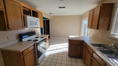 1507 Lindsey Ln in Cleburne, TX - Building Photo - Building Photo