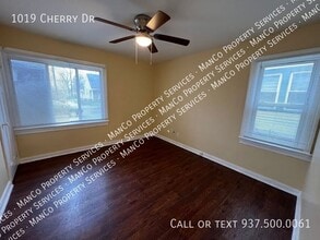 1019 Cherry Dr in Dayton, OH - Building Photo - Building Photo