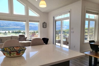 2501 Radio Tower Rd in Oliver, BC - Building Photo - Building Photo