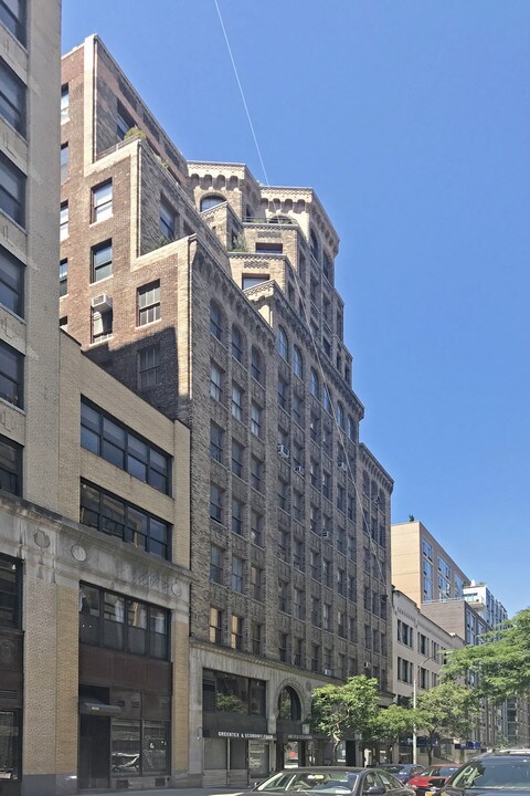 The Capitol Building in New York, NY - Building Photo