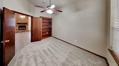 2212 SW 141st Pl in Oklahoma City, OK - Building Photo - Building Photo