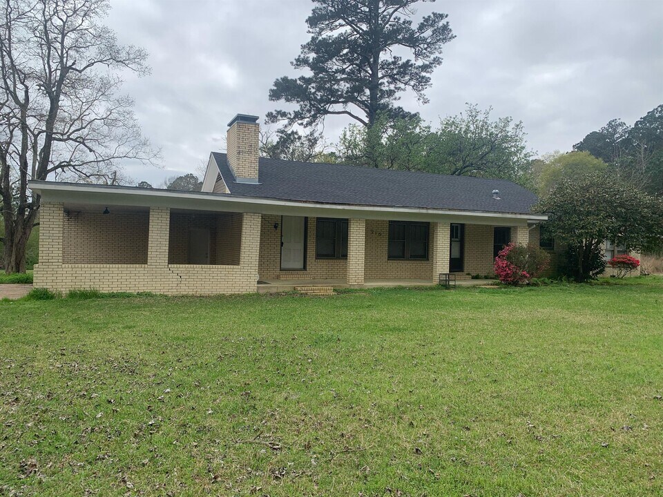 216 Tarbutton Rd in Ruston, LA - Building Photo