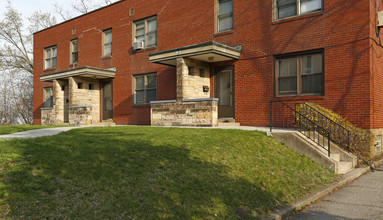 5645 Munhall Rd in Pittsburgh, PA - Building Photo - Building Photo