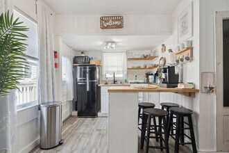 30 Highland Ave in Hampton, NH - Building Photo - Building Photo