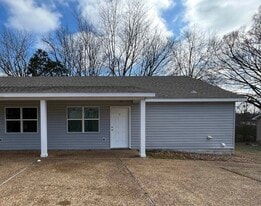 514 Johnson St in Bolivar, TN - Building Photo