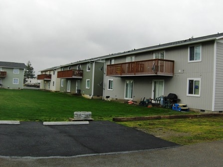 Montclair in Centralia, WA - Foto de edificio