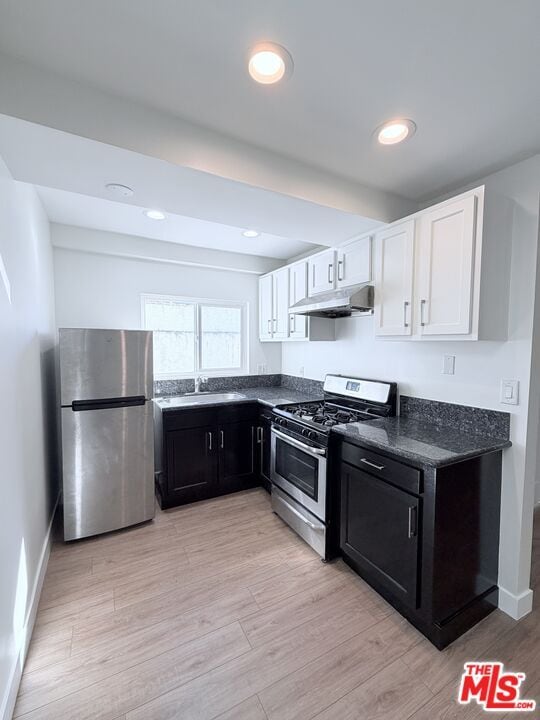 property at 8610 Cadillac Ave