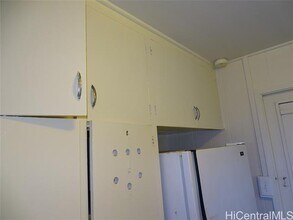 1684 Kamamalu Ave in Honolulu, HI - Building Photo - Building Photo