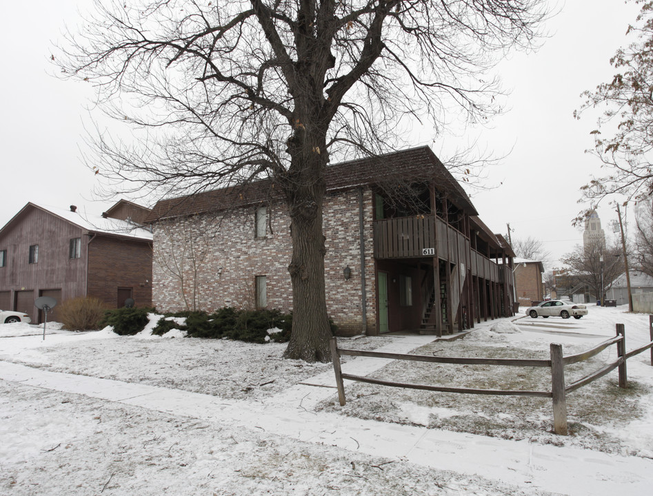 611 S 20th St in Lincoln, NE - Building Photo