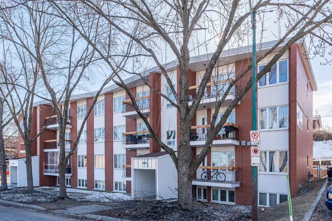 2829 Toussaint-Dussault St in Québec, QC - Building Photo - Primary Photo