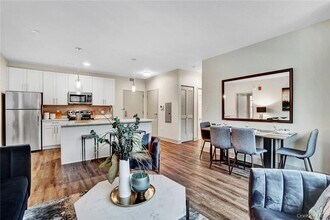 92 Blauvelt Wy in Suffern, NY - Building Photo - Building Photo