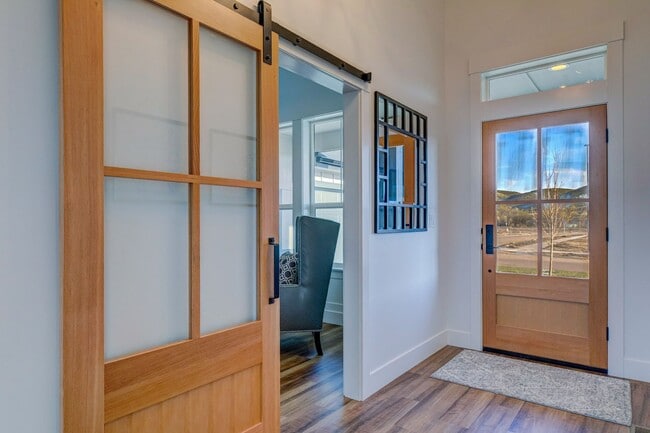 8800 W Fawn Brook St in Boise, ID - Building Photo - Building Photo