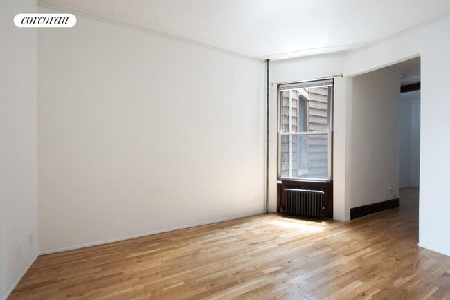 644 Leonard St in Brooklyn, NY - Foto de edificio - Building Photo