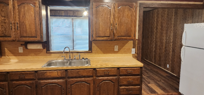 property at 1018 Mitchell St