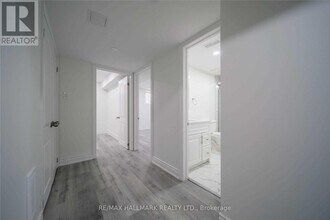 306 Buick Blvd in Brampton, ON - Building Photo - Building Photo