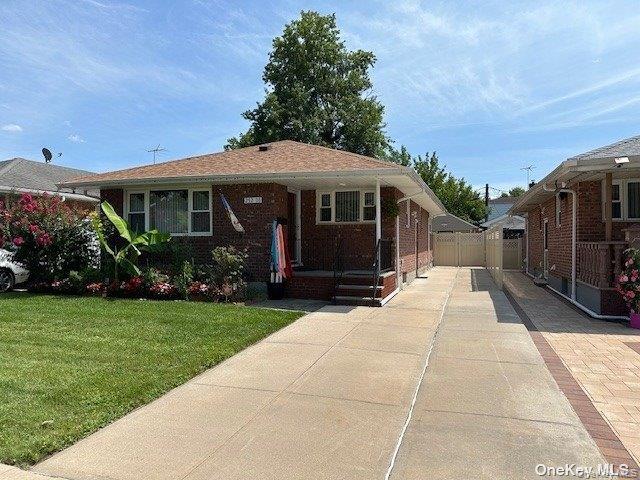 252-08 82nd Ave
