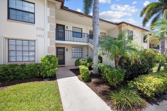 property at 101 Pinecrest Cir