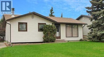 11314-1101A 101A St in Grande Prairie, AB - Building Photo