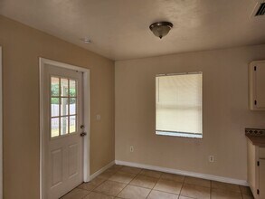 14055 Caribbean Blvd in Ft. Myers, FL - Building Photo - Building Photo