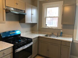 6121 St Marie St in Pittsburgh, PA - Building Photo