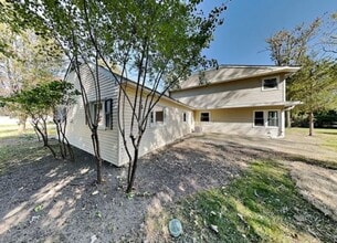 1302 W 59th St in La Grange, IL - Building Photo - Building Photo