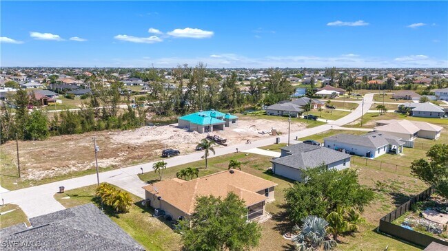 property at 1526 NW 21st Pl
