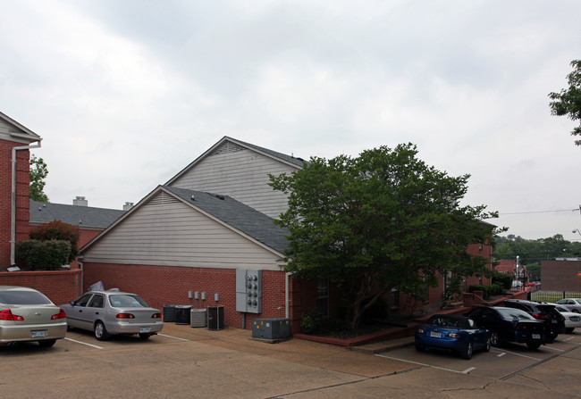 914 Morningside St in Jackson, MS - Building Photo - Building Photo