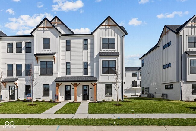 4180 Douro Trl in Westfield, IN - Building Photo - Building Photo