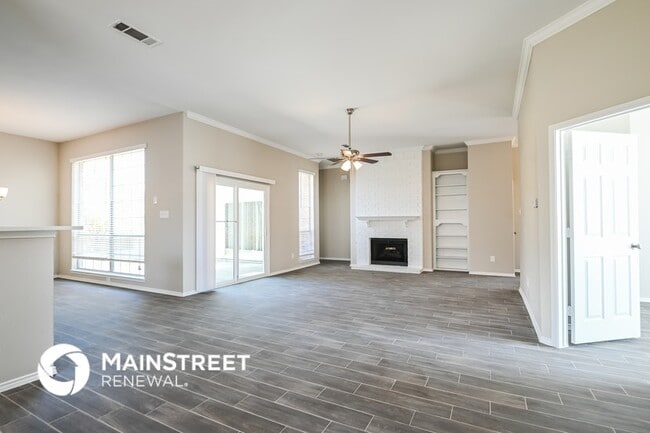 8117 Eagle Dr in Rowlett, TX - Building Photo - Building Photo