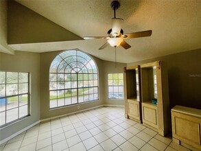 5015 Laguna Bay Cir in Kissimmee, FL - Building Photo - Building Photo