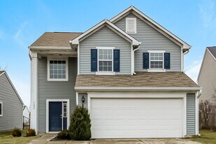 1396 Pencross Ln in Greenwood, IN - Building Photo