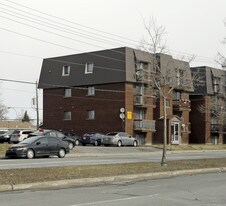 3745 Dagenais O in Laval, QC - Building Photo