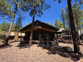 3233 Turkey Track Rd in Pinetop, AZ - Building Photo - Building Photo