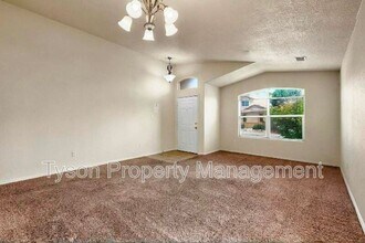 8004 Corn Mountain Pl NW in Albuquerque, NM - Building Photo - Building Photo