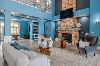 Somerset at Deerfield in Mason, OH - Foto de edificio - Building Photo