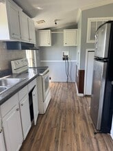 712 House St in Waycross, GA - Building Photo - Building Photo