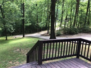 4944 Shiloh Dr in Loganville, GA - Building Photo - Building Photo