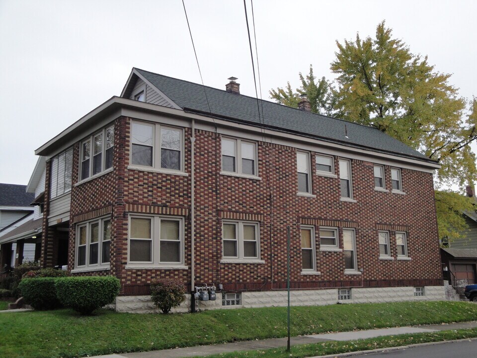 3002 French St, Unit #2 Second Floor in Erie, PA - Building Photo