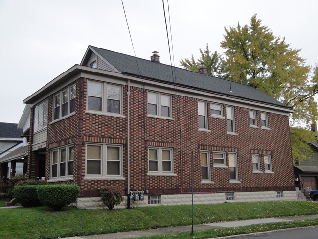 3002 French St, Unit #2 Second Floor