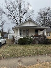 996 Wyley Ave in Akron, OH - Building Photo - Building Photo
