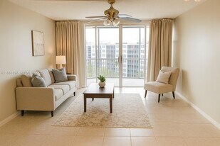 1750 NE 191st St in Miami, FL - Building Photo