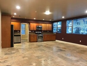 730 E 3rd St in Long Beach, CA - Building Photo - Building Photo