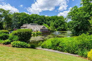 Cowesett Hills Apartments