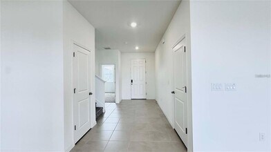 9567 Sandy Bluffs Circle in Parrish, FL - Building Photo - Building Photo