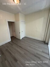 160 Palisade Ave in Yonkers, NY - Building Photo - Building Photo