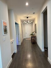 9260 Wayne Heintz St in Elk Grove, CA - Building Photo - Building Photo