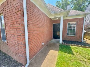 1217 Brady Hollow Ln in Memphis, TN - Building Photo - Building Photo