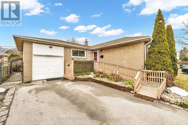 property at 224 Livingston Rd